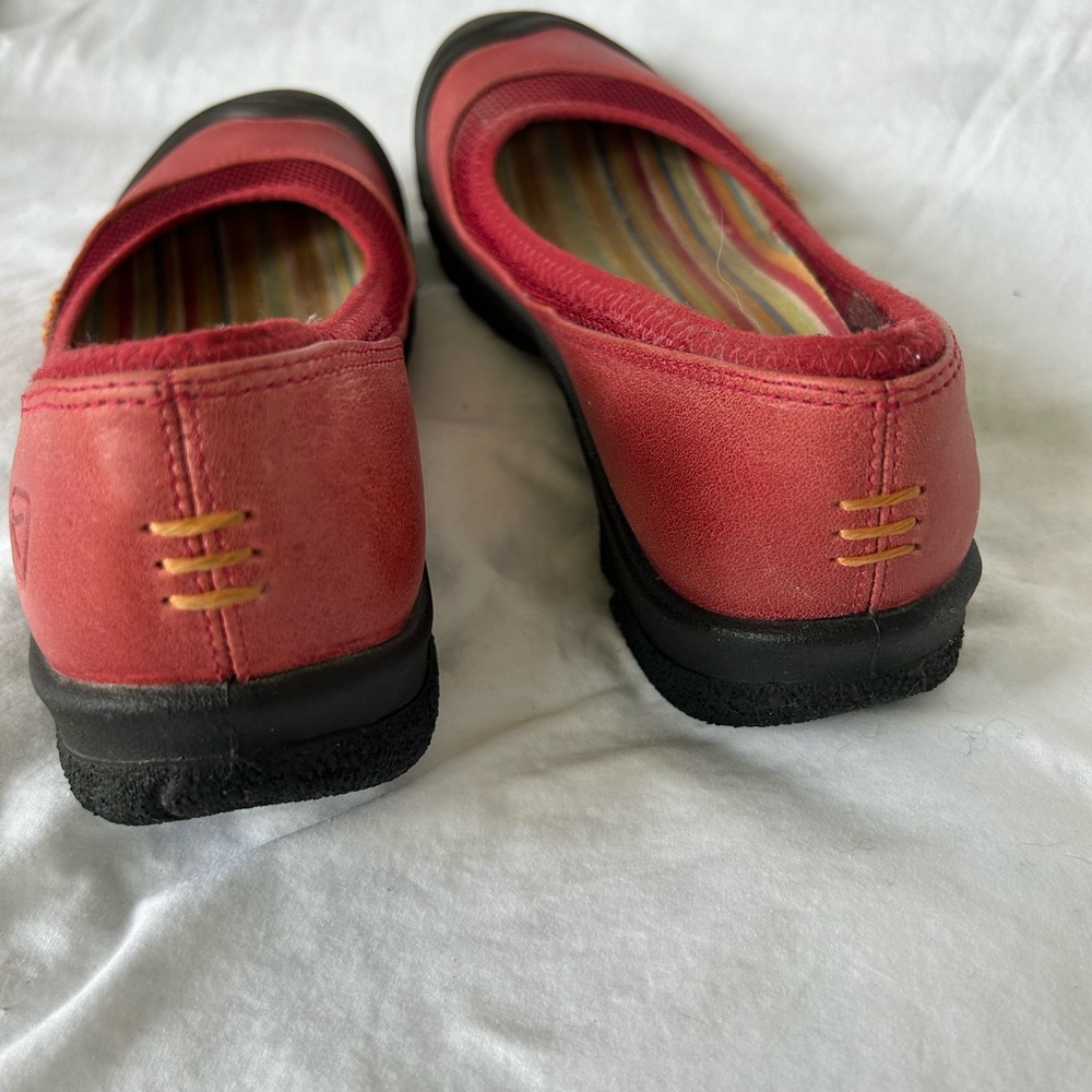 Keen shoe